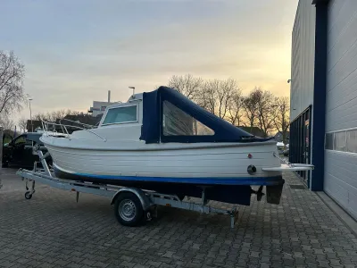 Polyester Motorboat BlueStar Retro Cabin 22 Photo 21