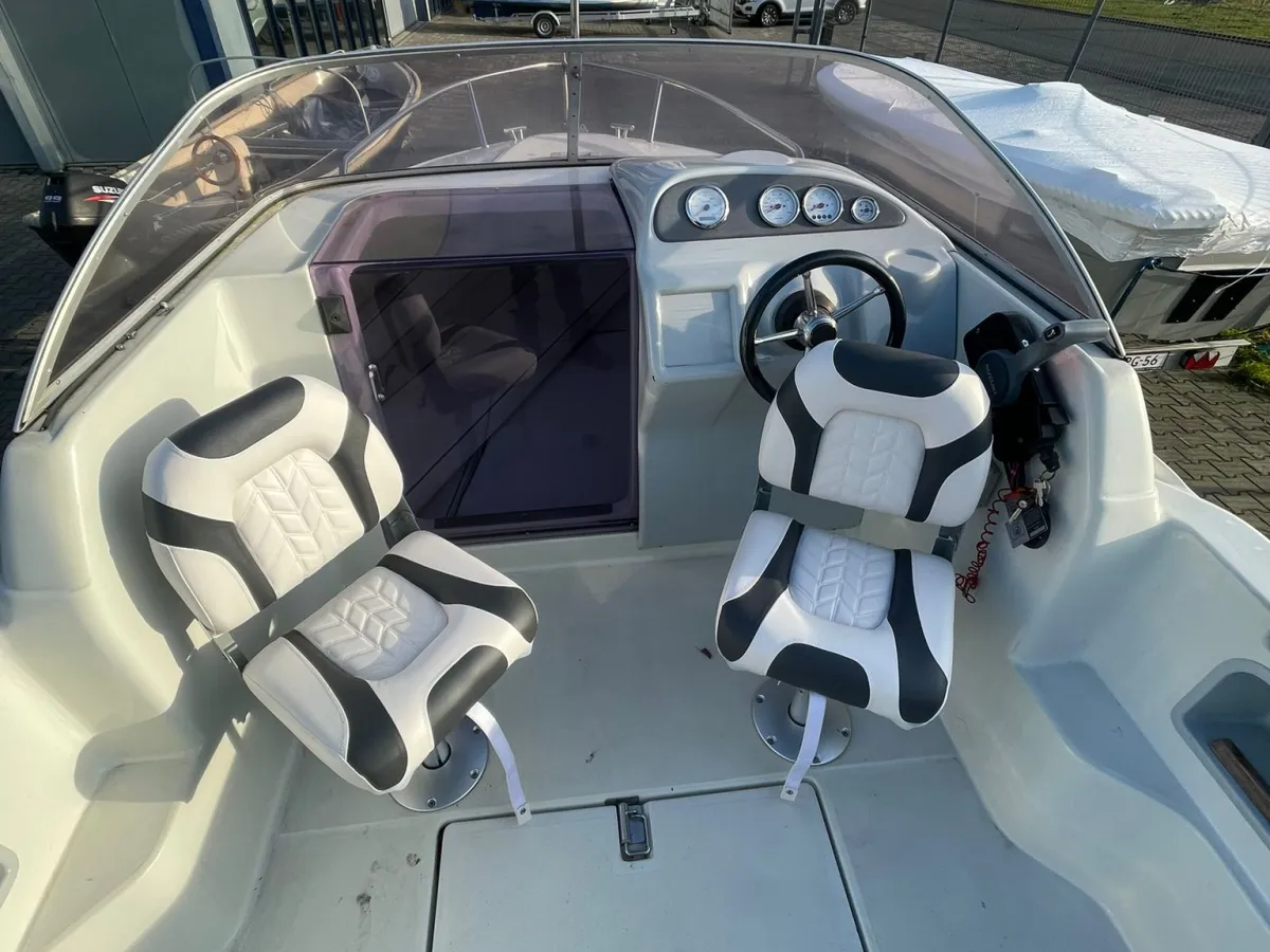 Polyester Sloop Galia Galeon 560 cruiser