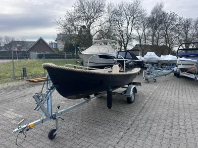 Polyester Barque Timeless 460 Classic Photo 1