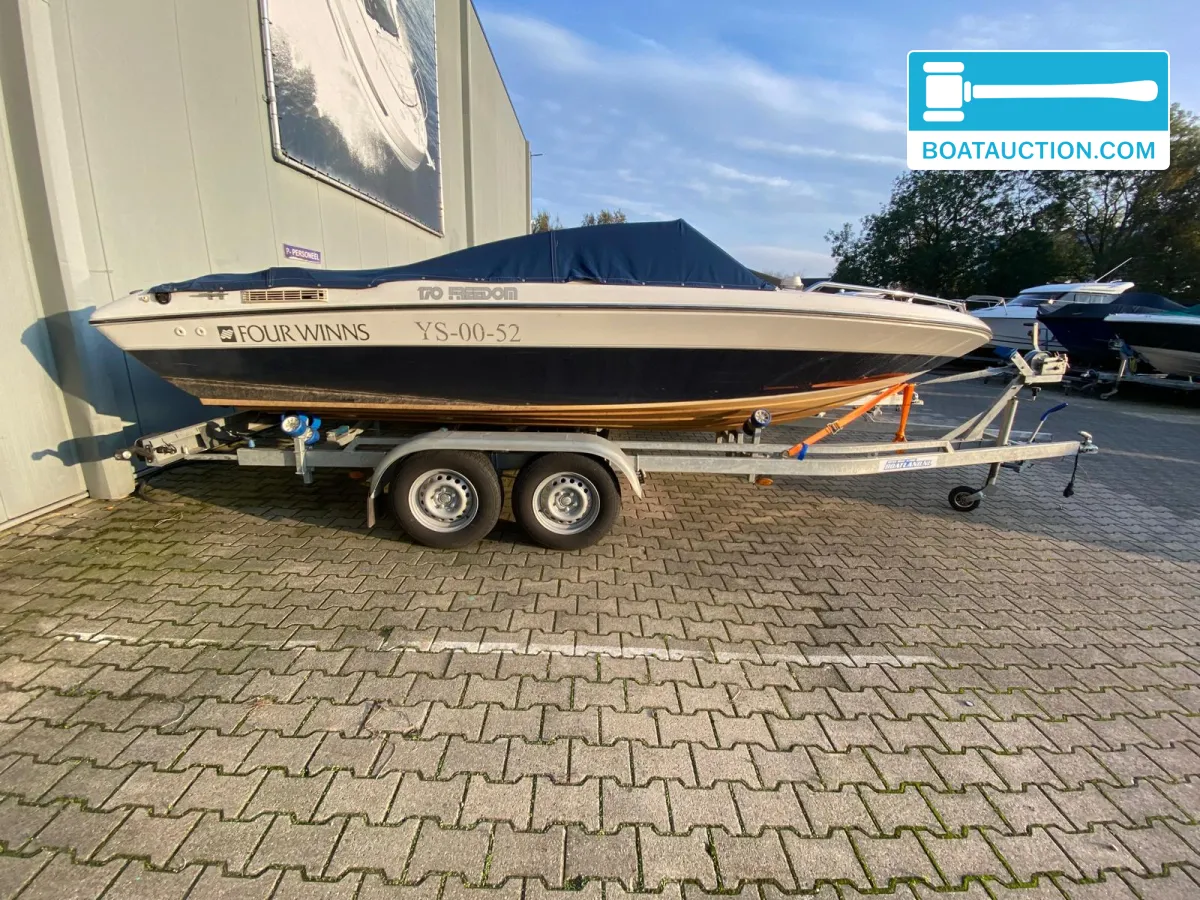 Thumbnail - Four Winns 170 Freedom