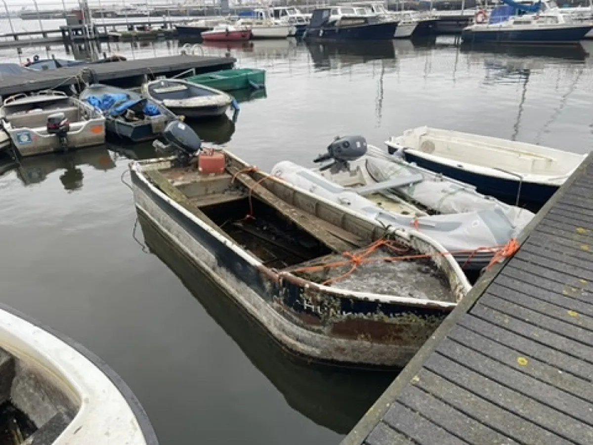 Steel Budgetboat Vlet 380