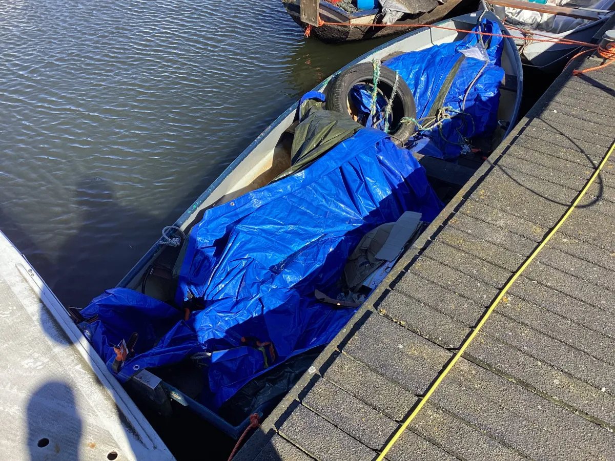 Steel Budgetboat Vlet 350