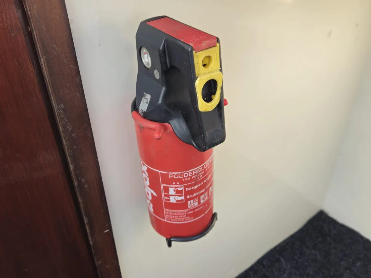 Polyester Motorboat Fairline 21 Weekender