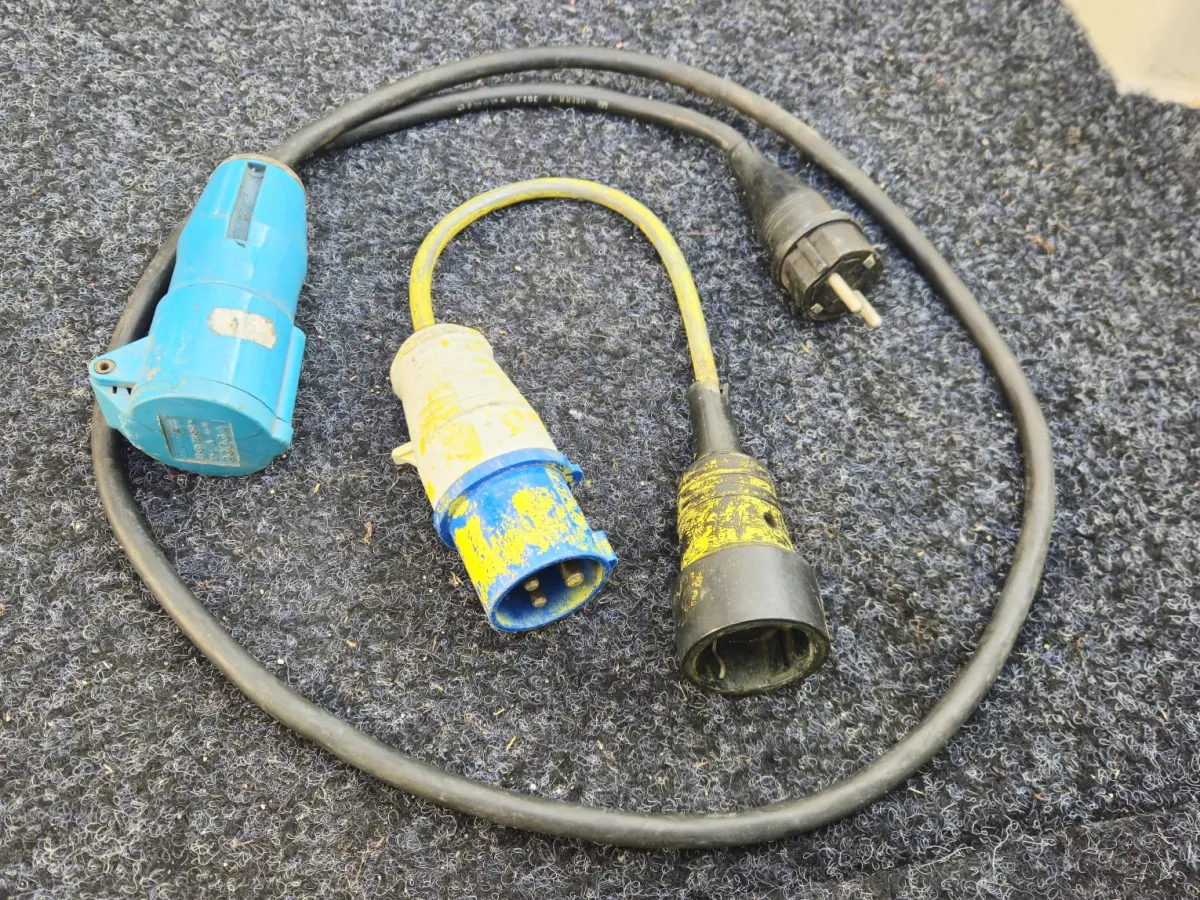 Polyester Motorboat Fairline 21 Weekender