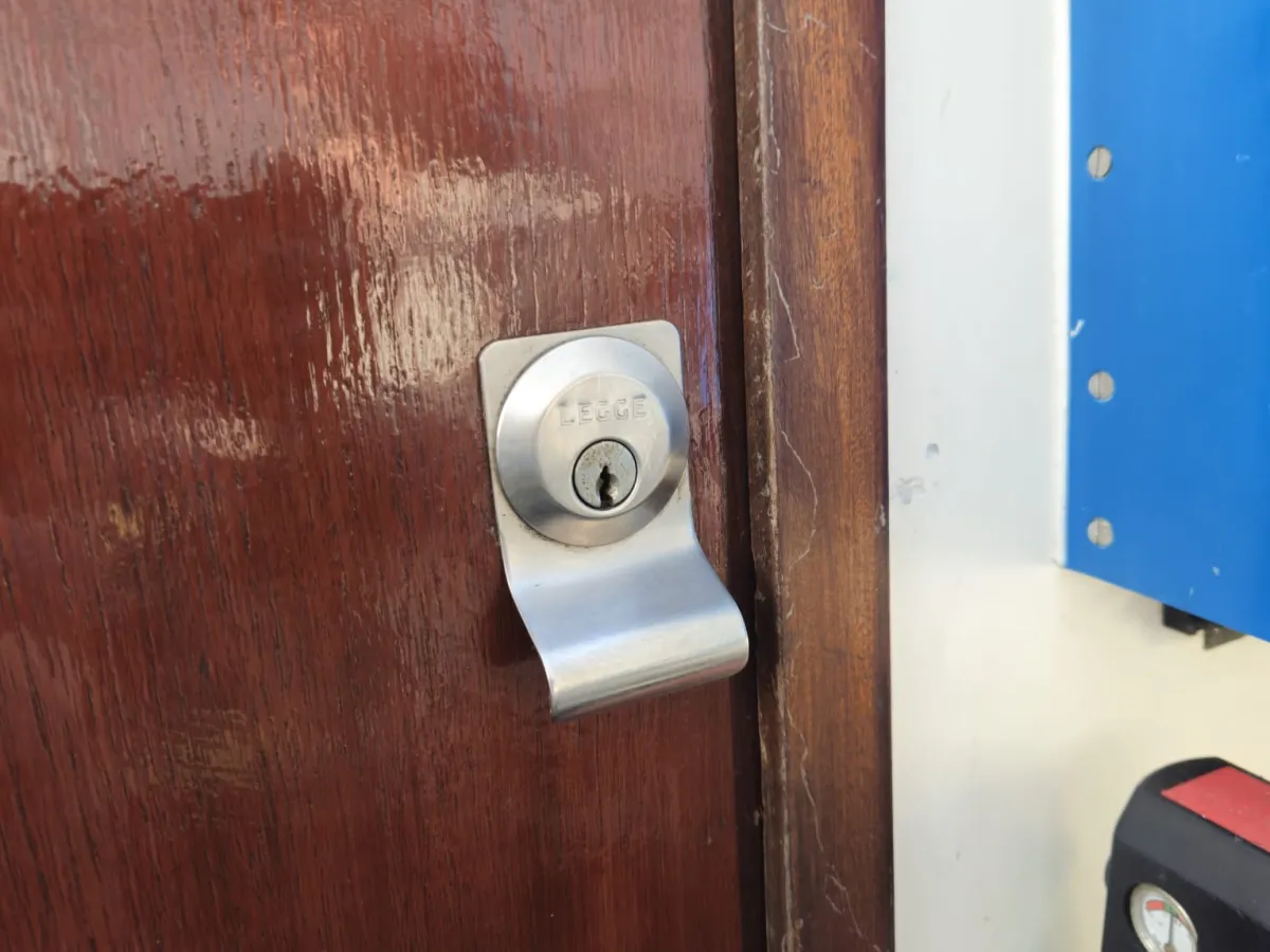 Polyester Motorboat Fairline 21 Weekender