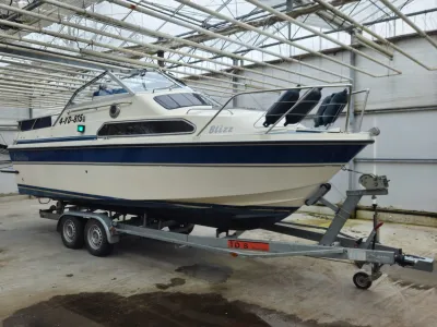 Polyester Motorboat Fairline 21 Weekender Photo 1