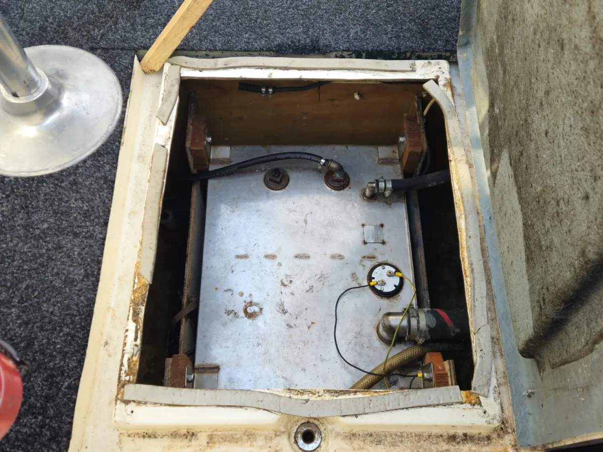 Polyester Motorboot Fairline 21 Weekender