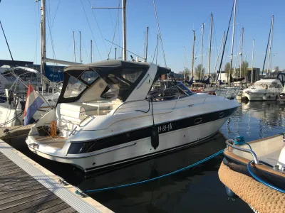 Polyester Motorboat Bavaria 32 Photo 4