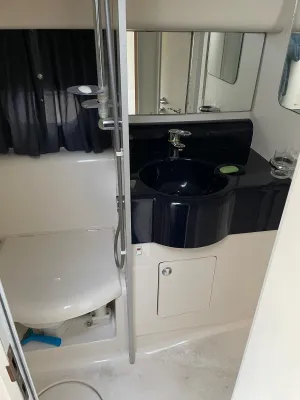 Polyester Motorboot Princess 360 Flybridge Foto 12