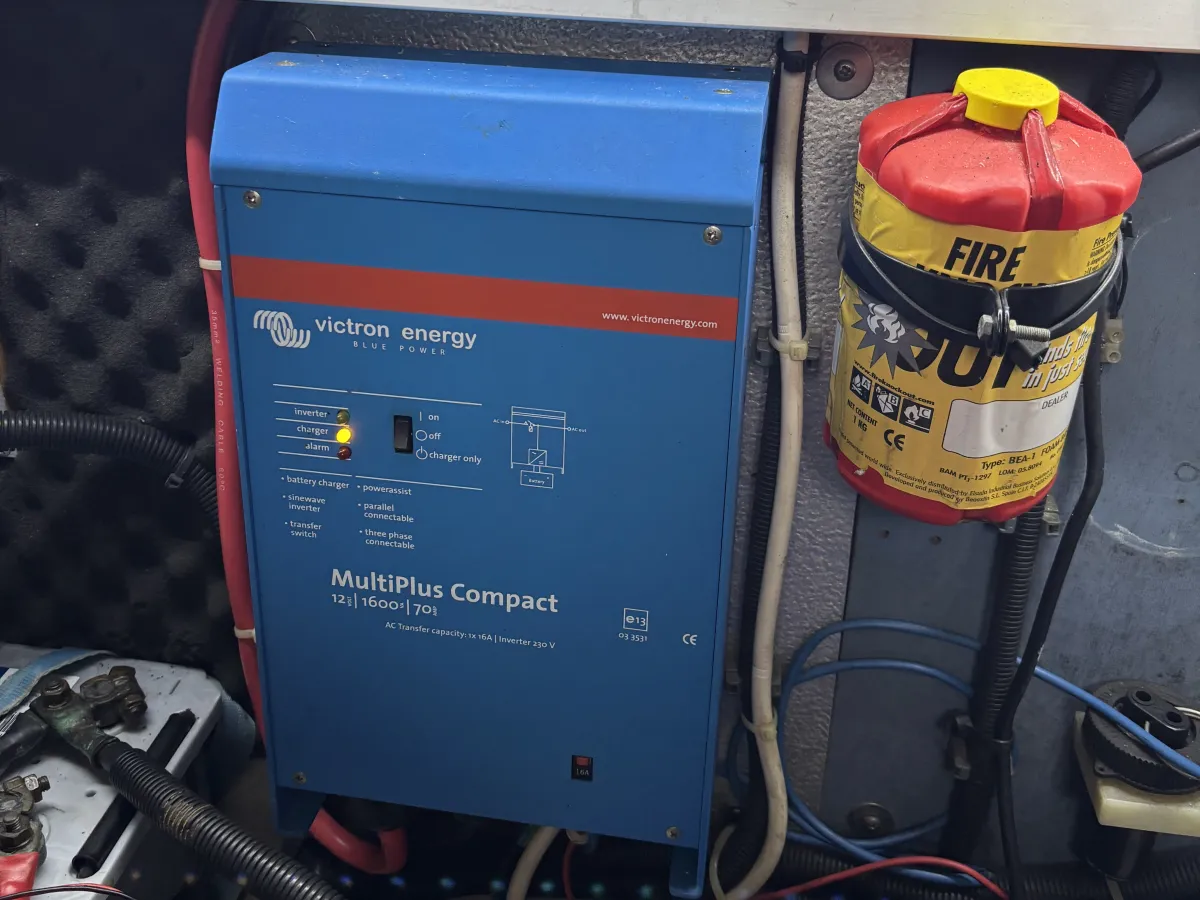 Polyester Motorboot Princess 360 Flybridge