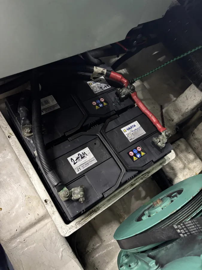 Polyester Motorboot Princess 360 Flybridge