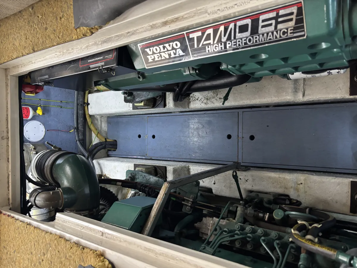 Polyester Motorboot Princess 360 Flybridge