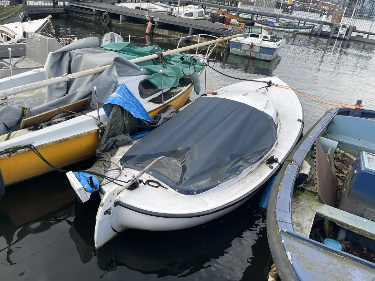 Polyester Budgetboat Sloep 500