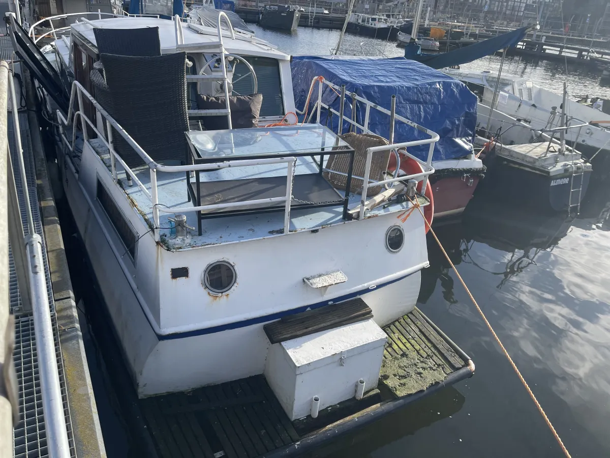 Staal Budgetboot Motorboat 900