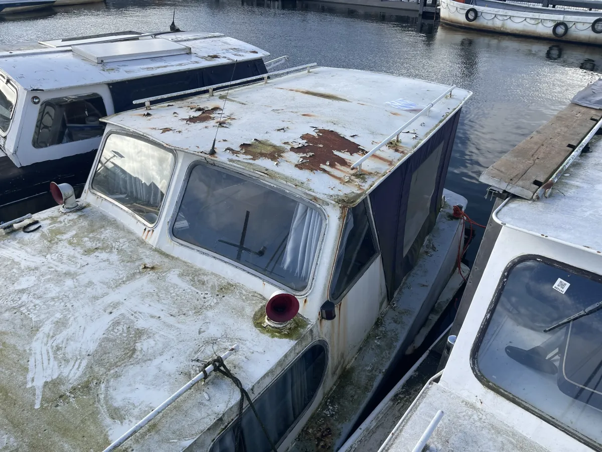 Steel Budgetboat Motorboat 700