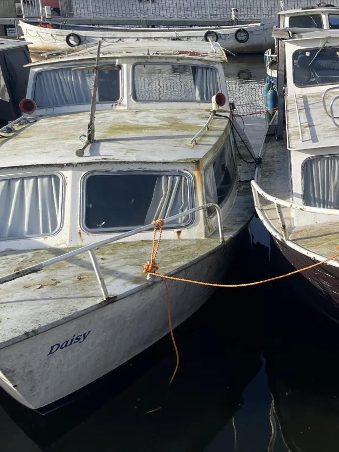 Steel Budgetboat Motorboat 700