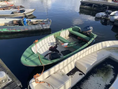 Polyester Budgetboat Motorboat 400 Photo 1