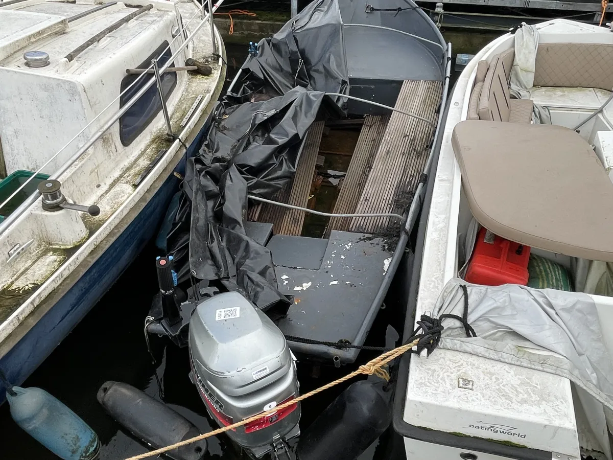 Steel Budgetboat Vlet 380