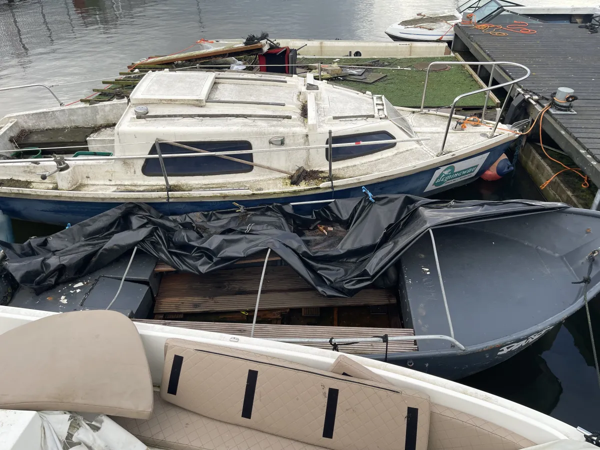 Steel Budgetboat Vlet 380