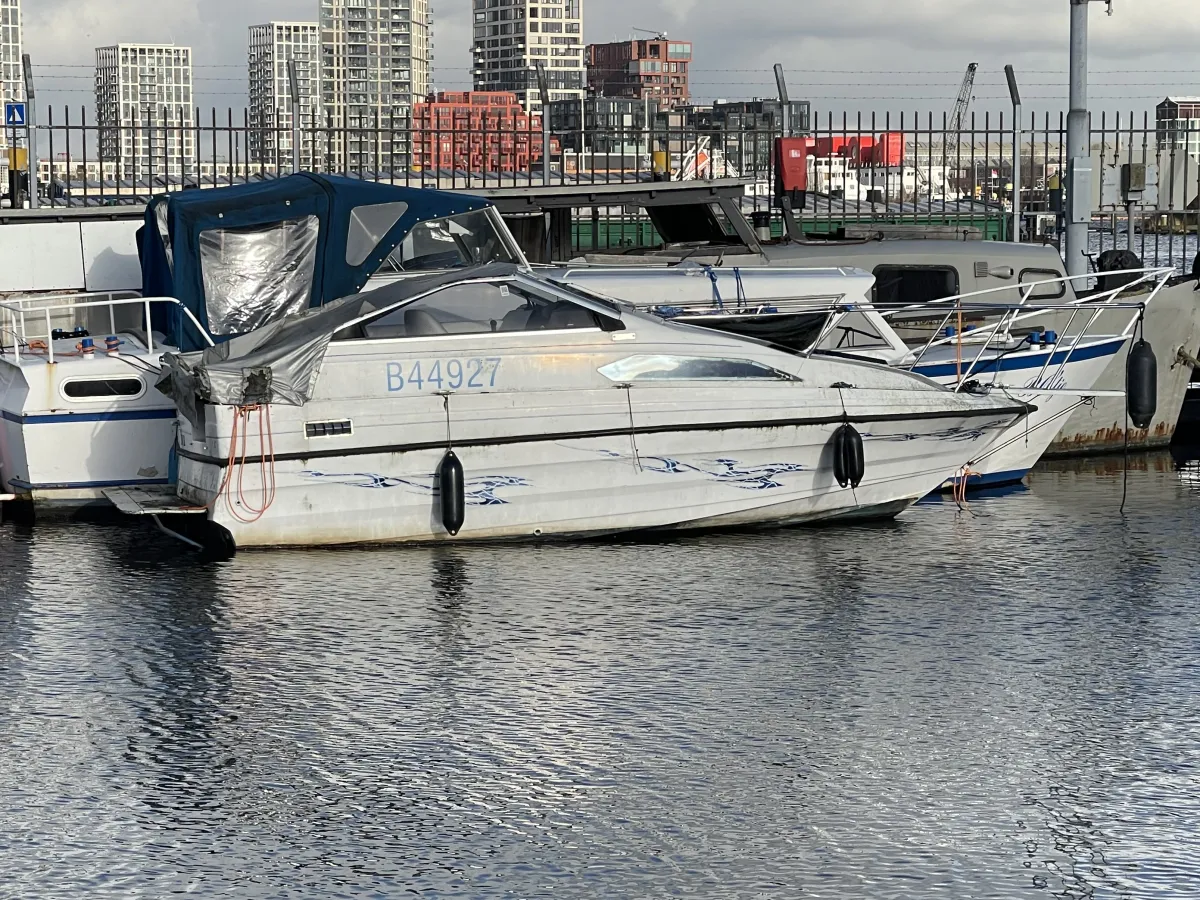 Polyester Budgetboat Bayliner 700