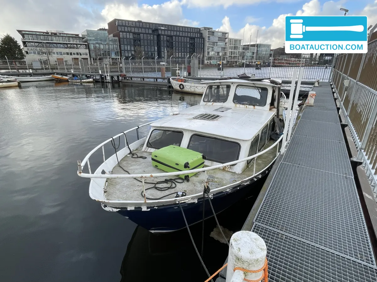 Thumbnail - Motorboat 950