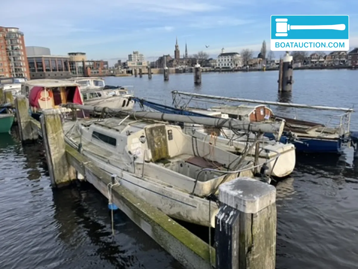 Thumbnail - Kajuitzeilboot 700