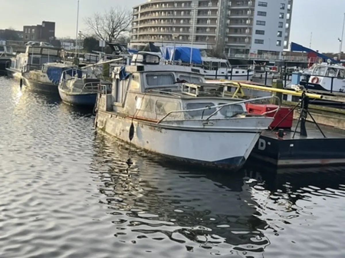 Steel Budgetboat Motorboat 800