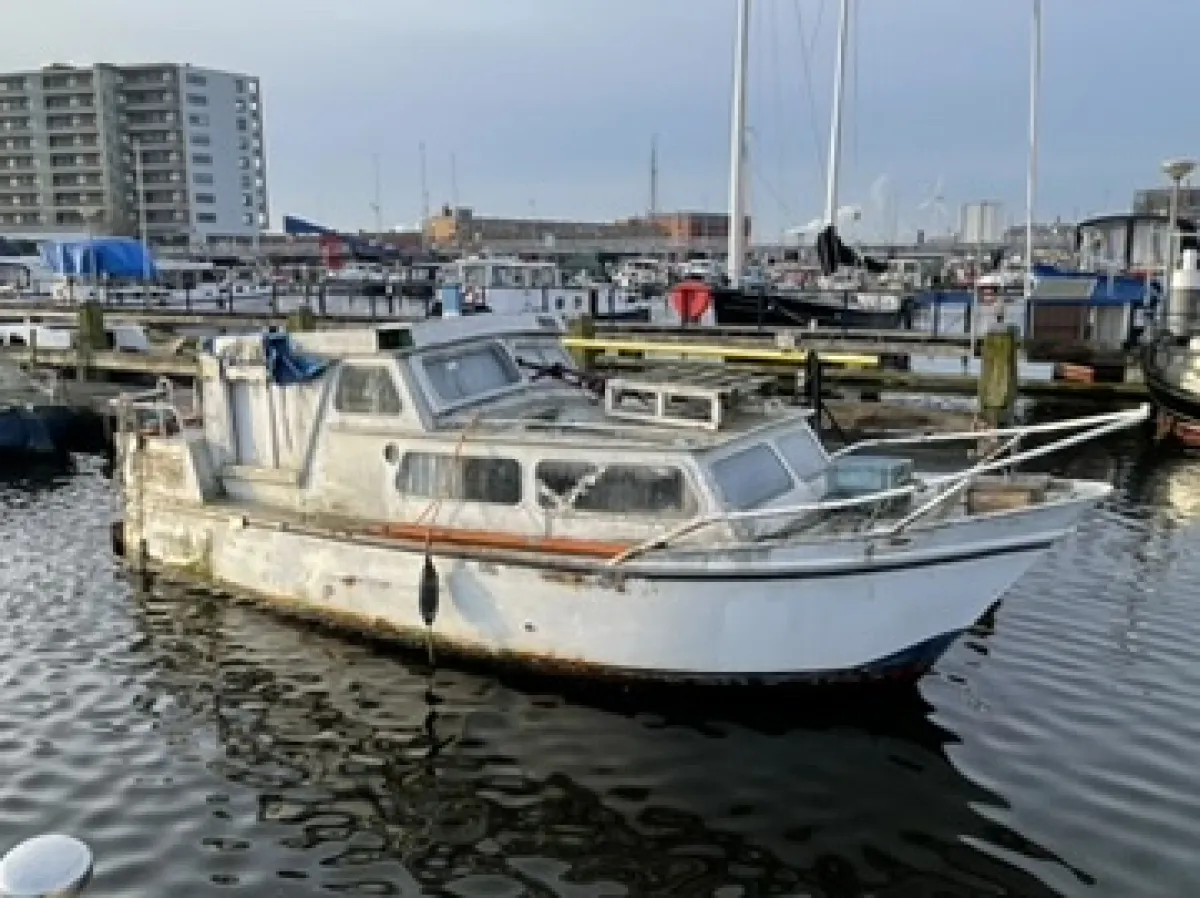 Steel Budgetboat Motorboat 800