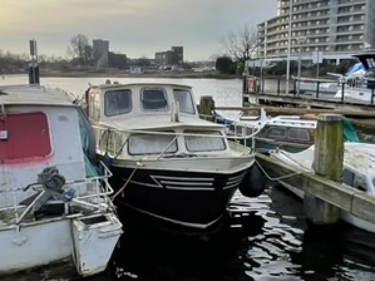 Steel Budgetboat Motorboat 800