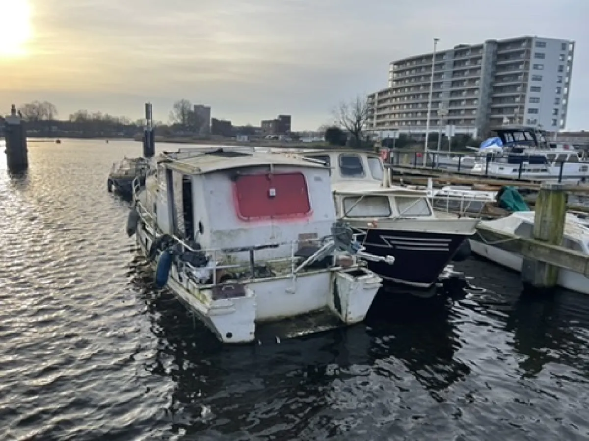 Steel Budgetboat Motorboat 800