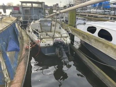 Polyester Budgetboat Cabin sailboat 600 Photo 10