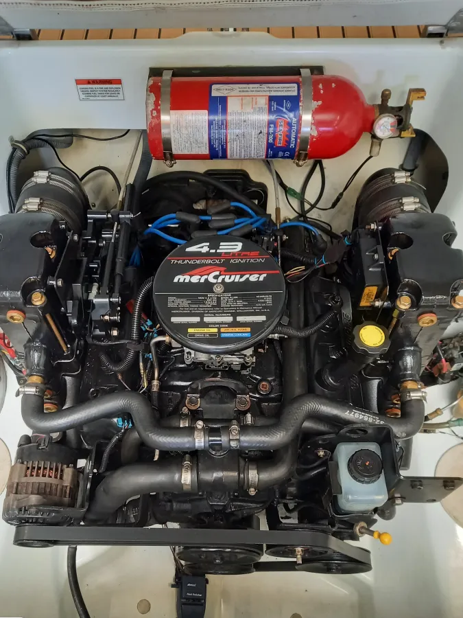 Polyester Speedboot Baja 192