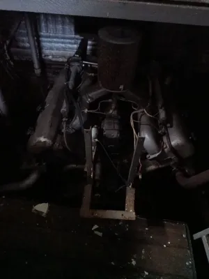 Steel Houseboat Trawler 1500 Photo 4