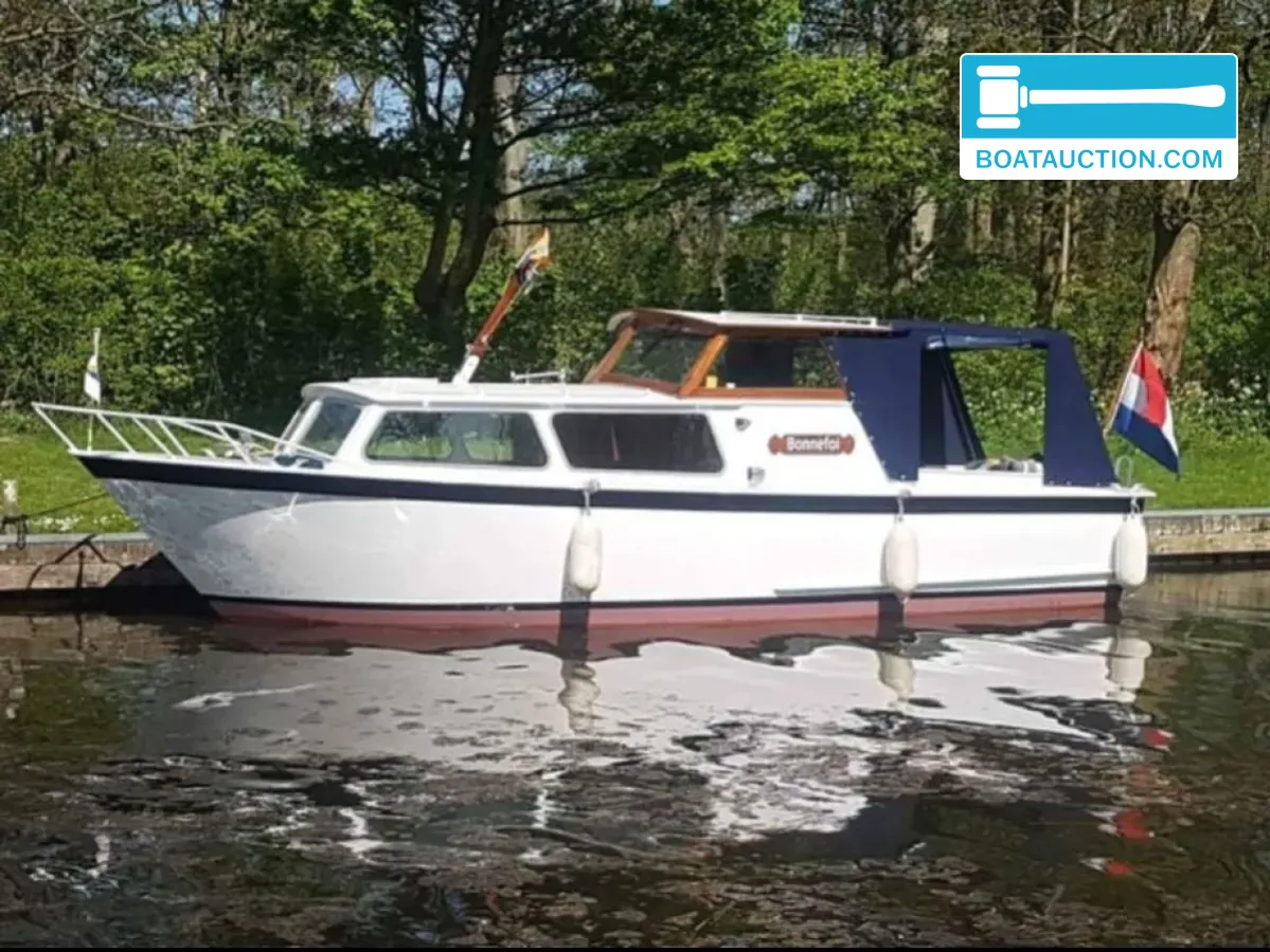 Thumbnail - Motorboat 830