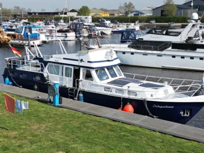 Staal Motorboot Patrolboat 1500 Foto 1