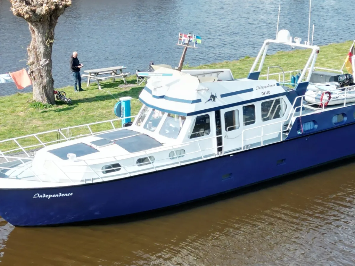 Staal Motorboot Patrolboat 1500