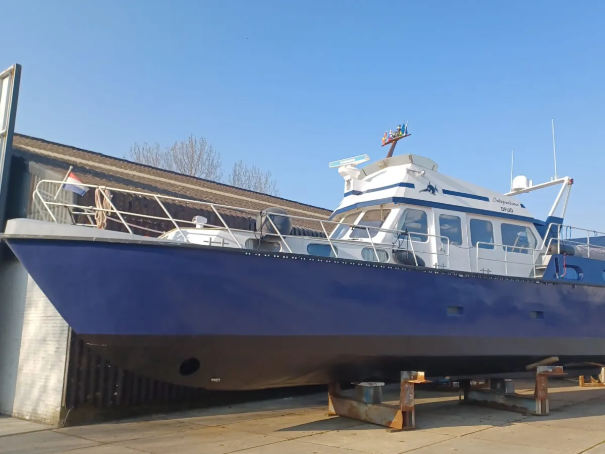 Staal Motorboot Patrolboat 1500