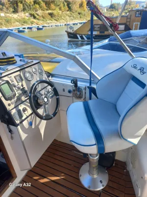 Polyester Motorboat Fairline 21 Photo 1