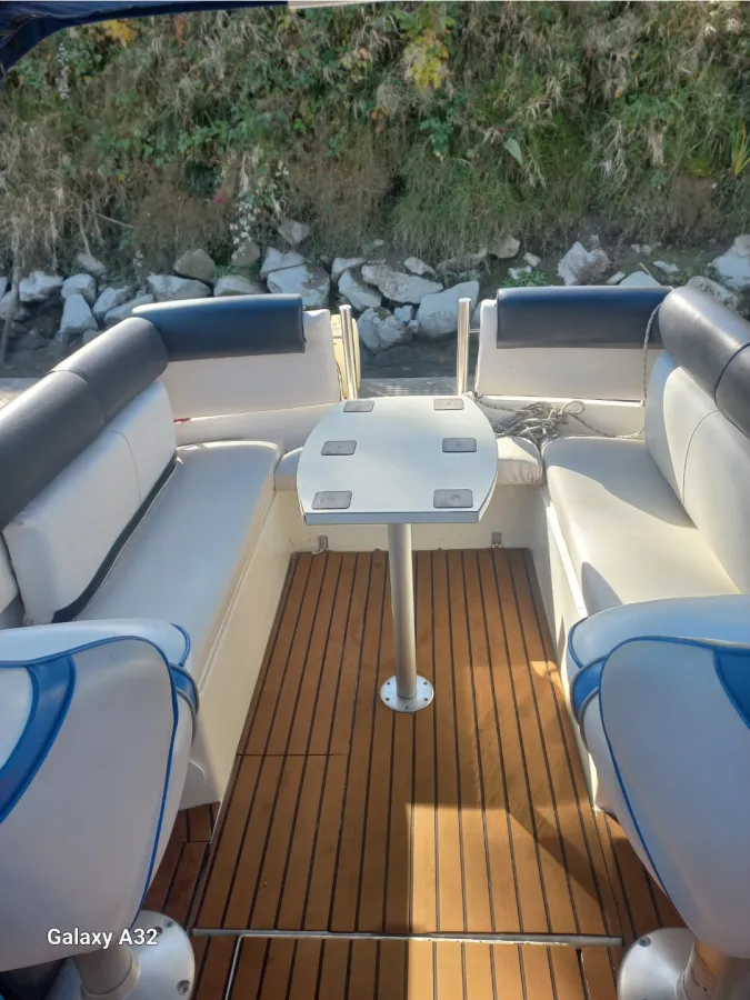 Polyester Motorboat Fairline 21