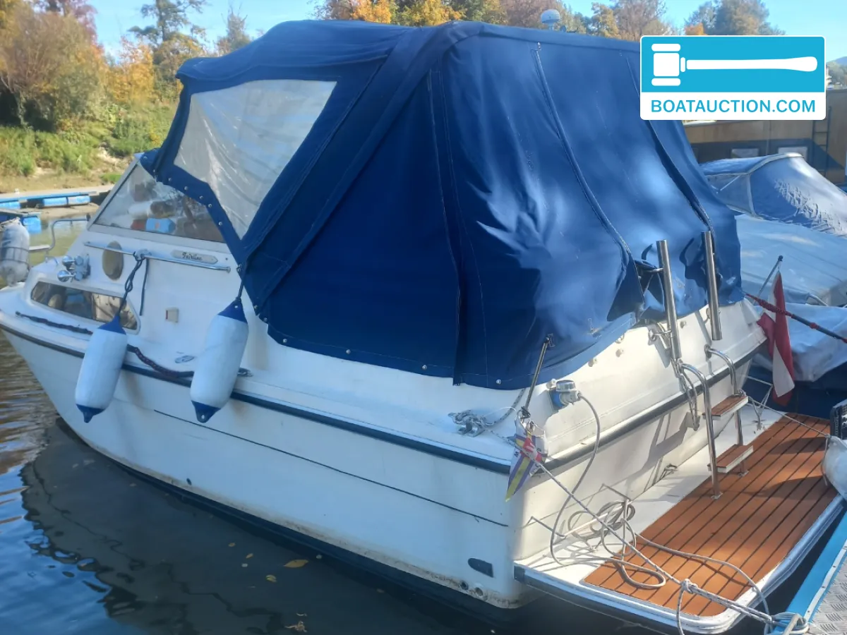 Thumbnail - Fairline 21