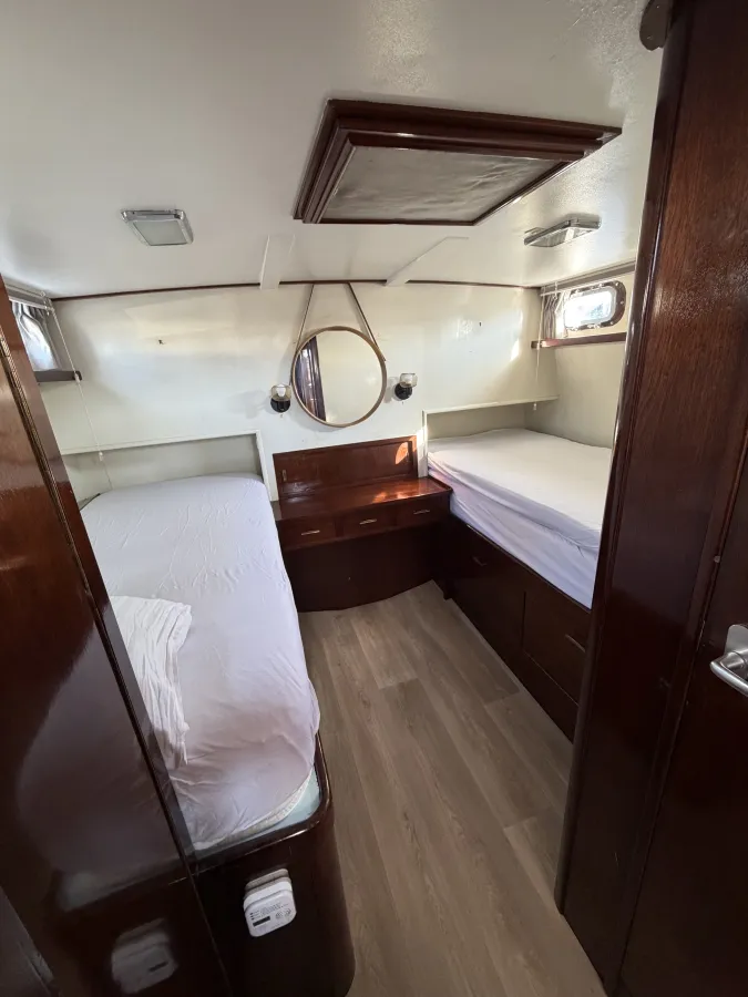 Steel Motorboat Super van Craft 13.50