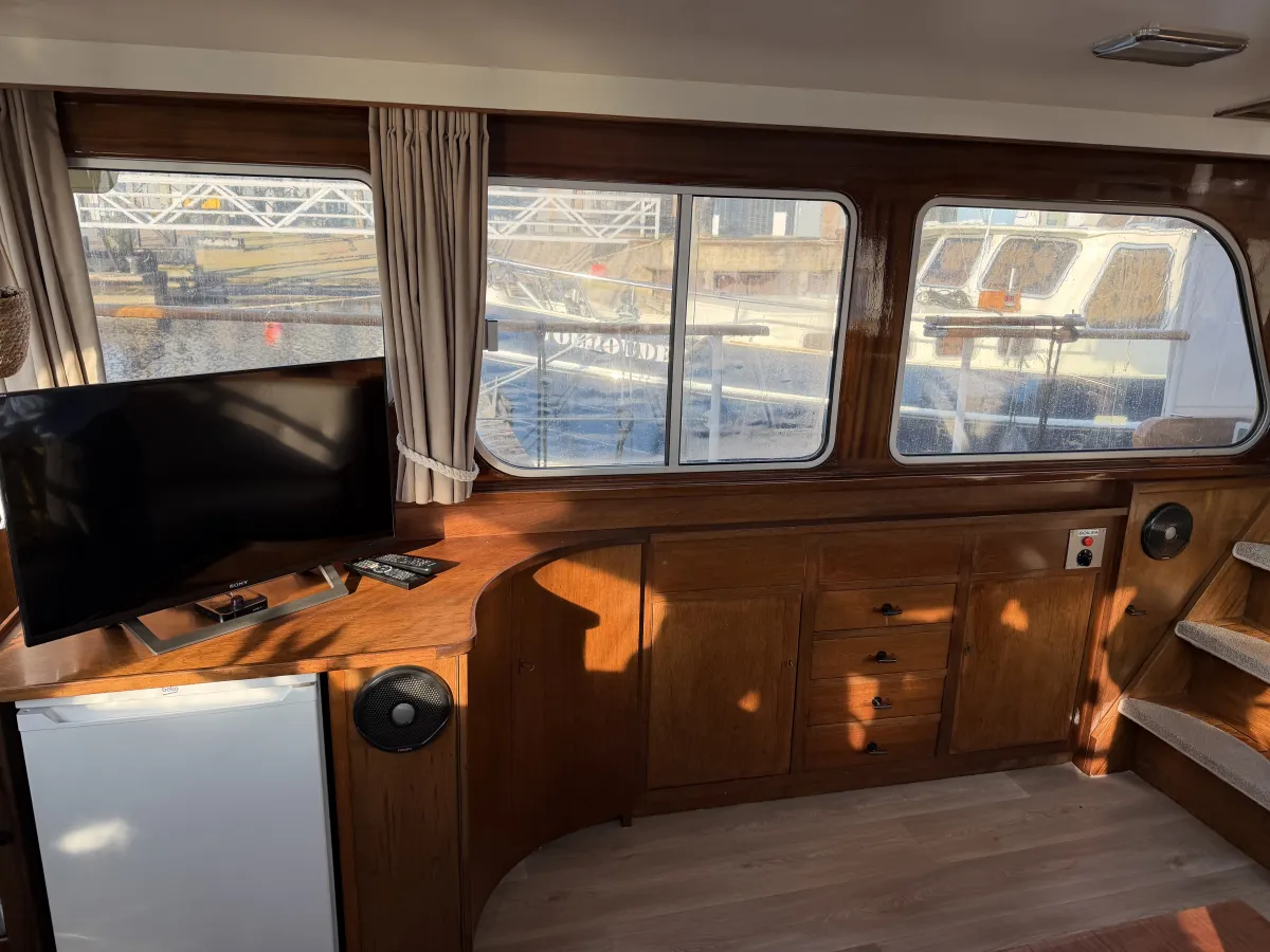 Steel Motorboat Super van Craft 13.50