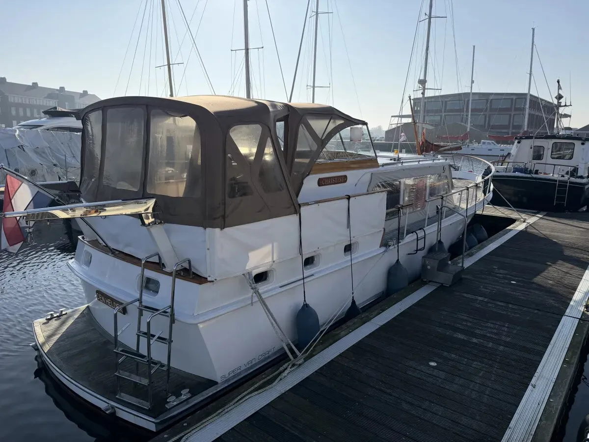 Steel Motorboat Super van Craft 13.50