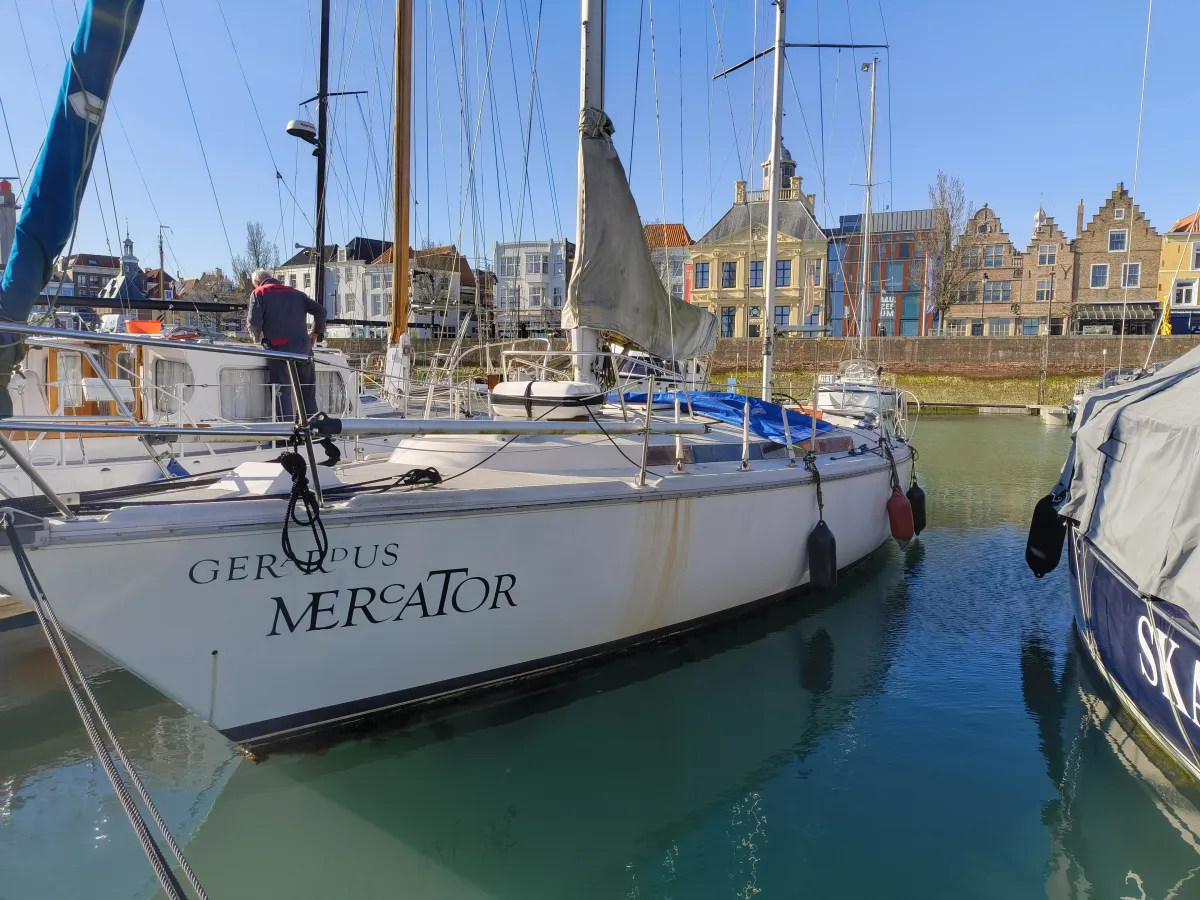 Polyester Zeilboot Jeanneau Gin Fizz Ketch