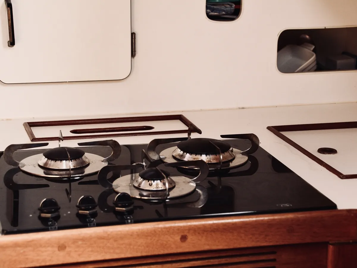 Polyester Sailboat Gib Sea 37 Ketch