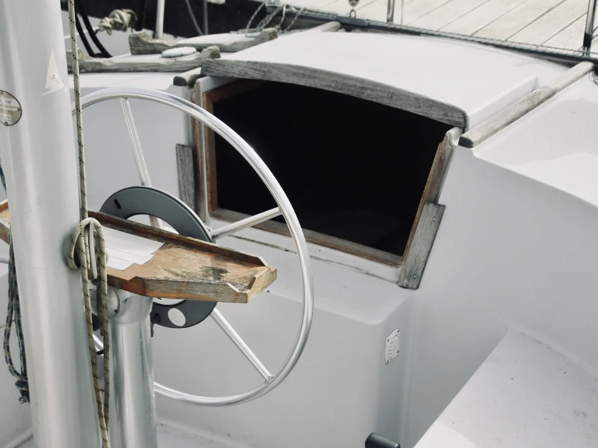 Polyester Sailboat Gib Sea 37 Ketch