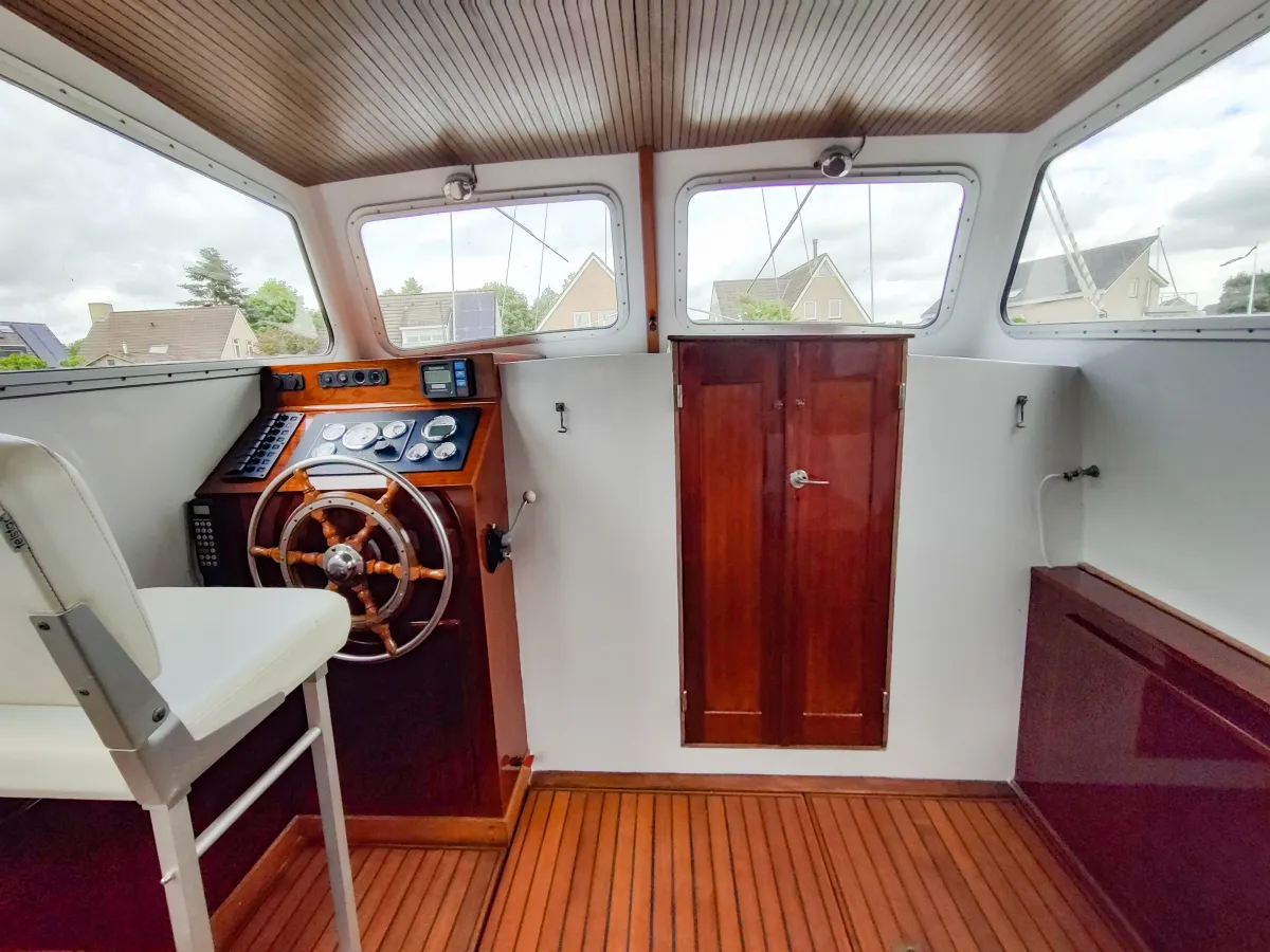 Staal Zeilboot Unter Elbe Motorsailer