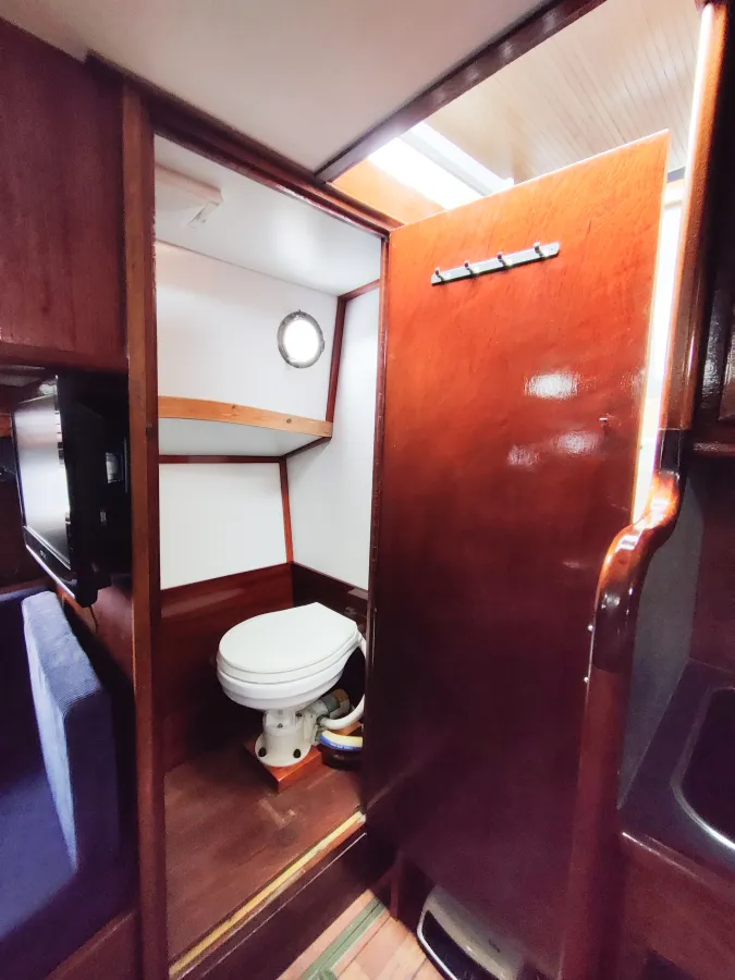 Staal Zeilboot Unter Elbe Motorsailer