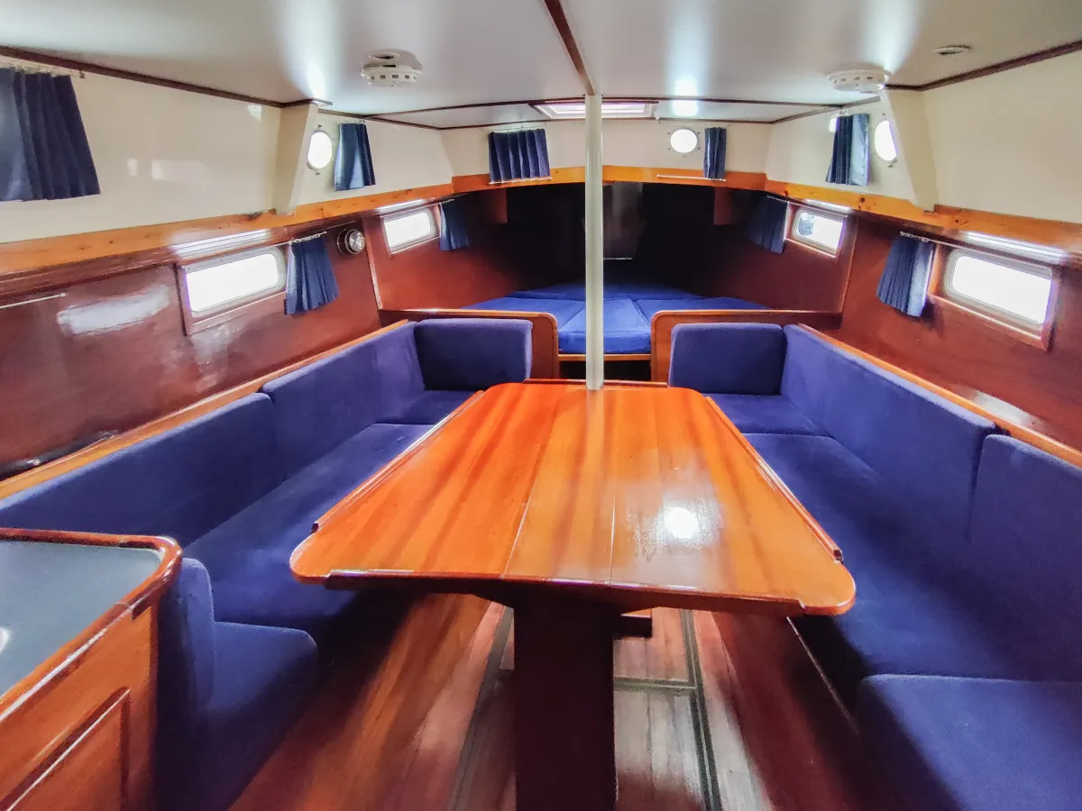 Staal Zeilboot Unter Elbe Motorsailer