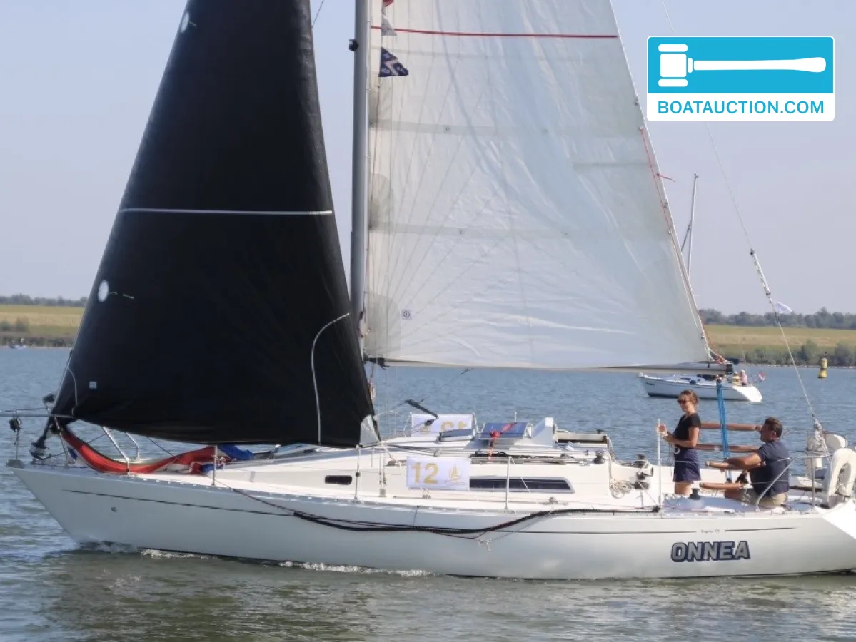 Thumbnail - Sigma 33 OOD